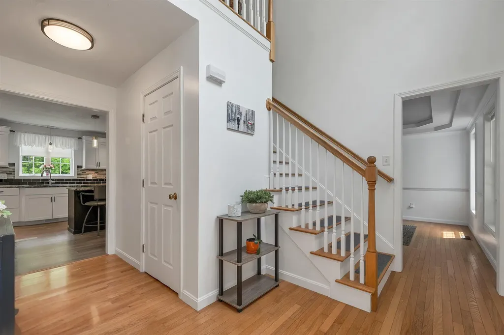537 Pingree Hill Road Auburn NH 03032