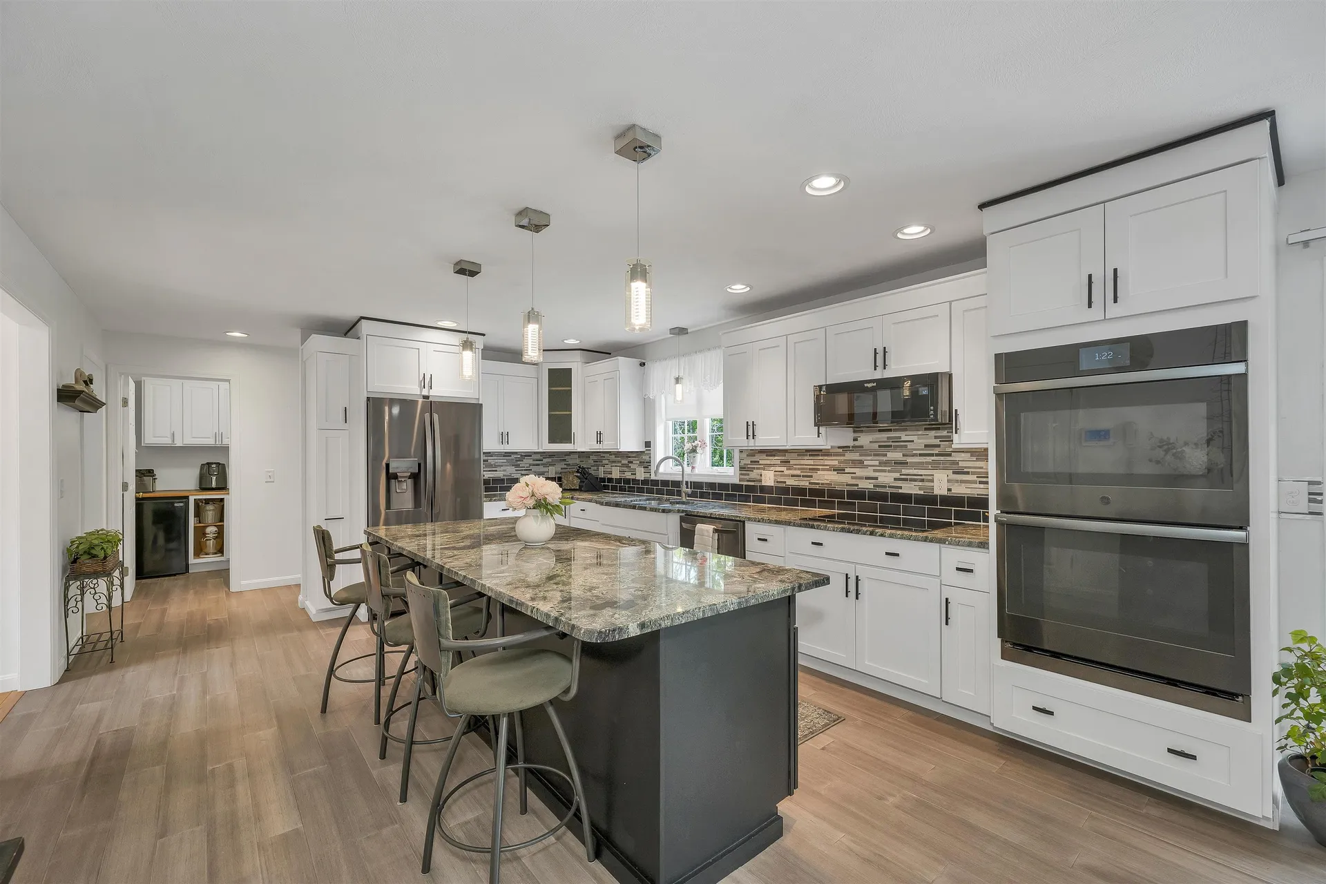 537 Pingree Hill Road Auburn NH 03032