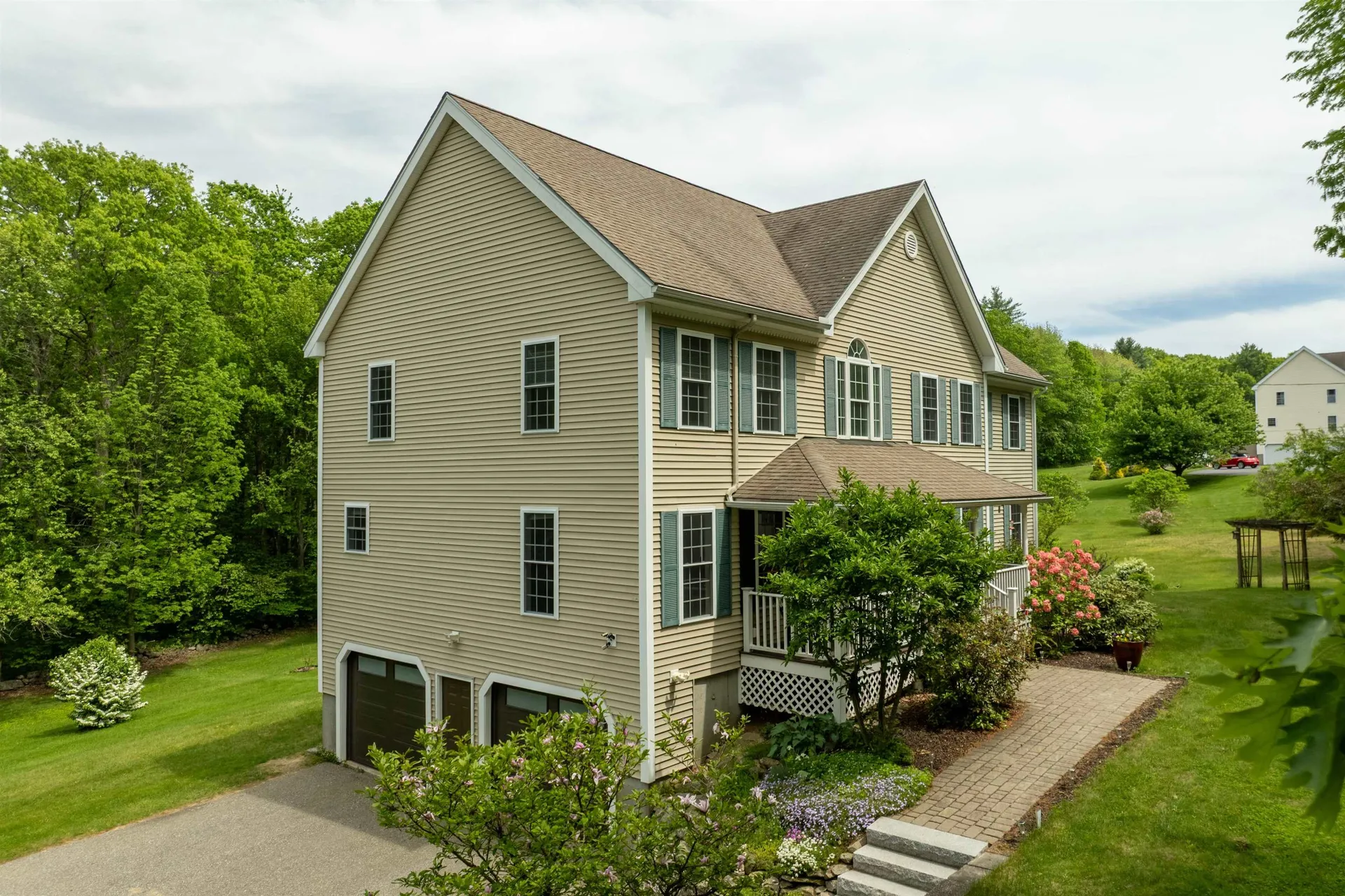 537 Pingree Hill Road Auburn NH 03032