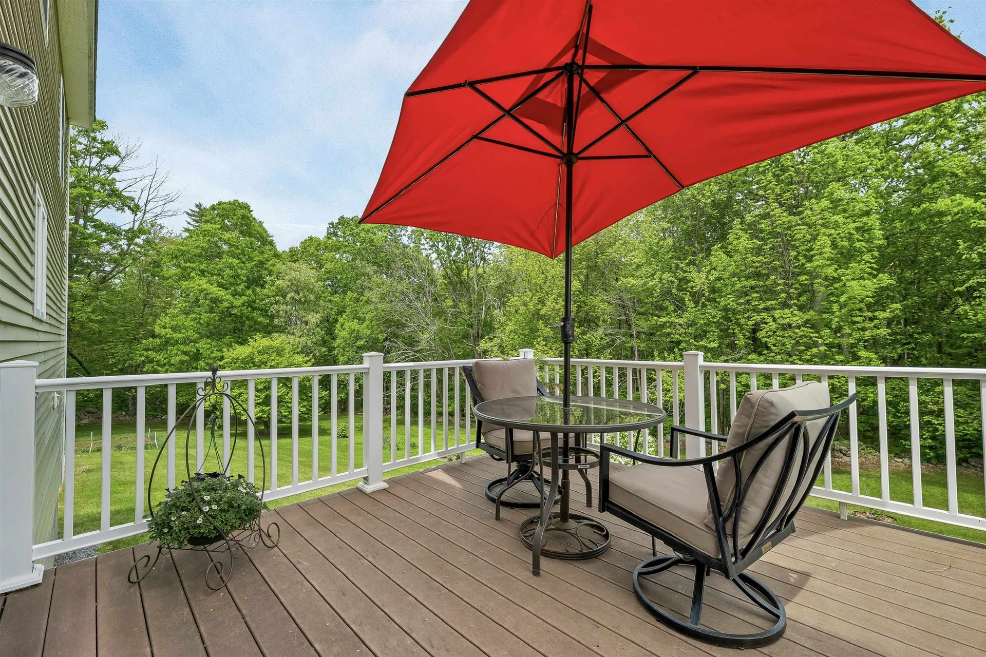 537 Pingree Hill Road Auburn NH 03032