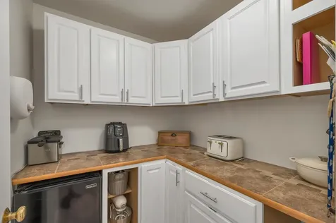 537 Pingree Hill Road Auburn NH 03032