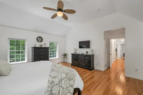 537 Pingree Hill Road Auburn NH 03032