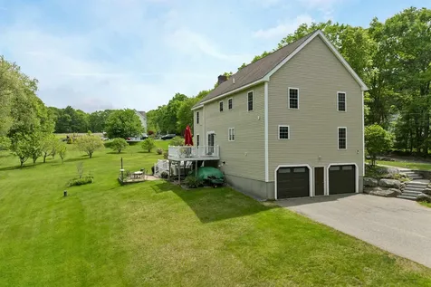 537 Pingree Hill Road Auburn NH 03032