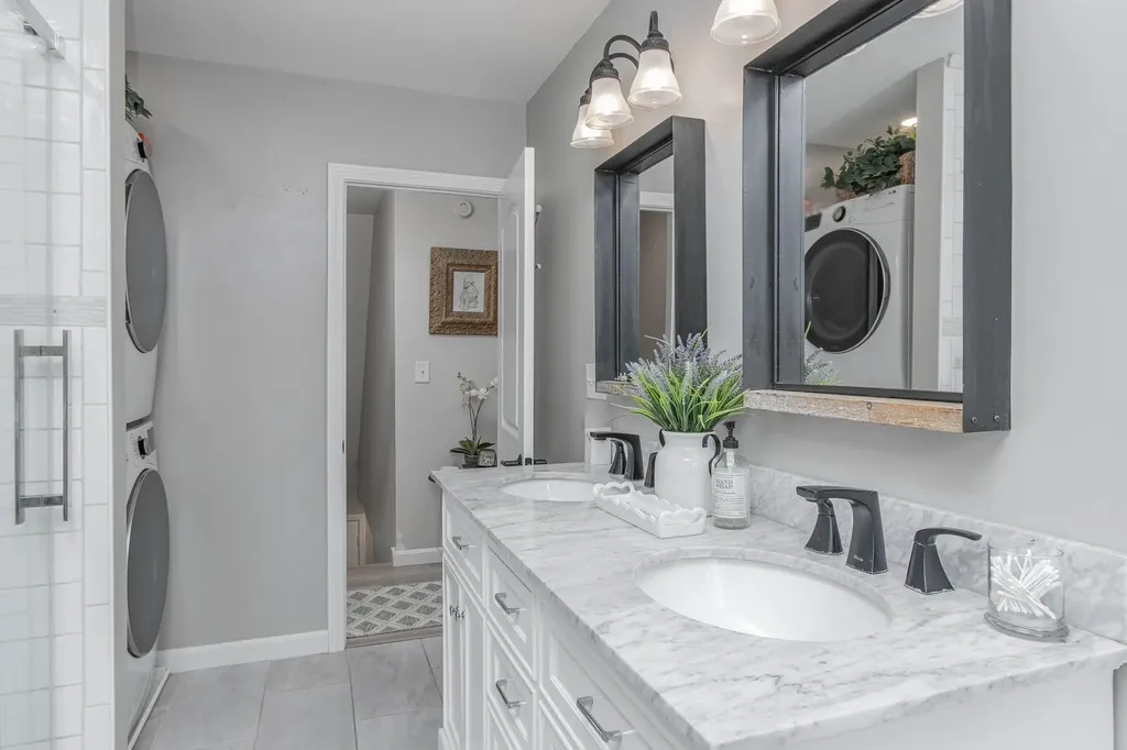 29 Barbour Road Hampton NH 03842