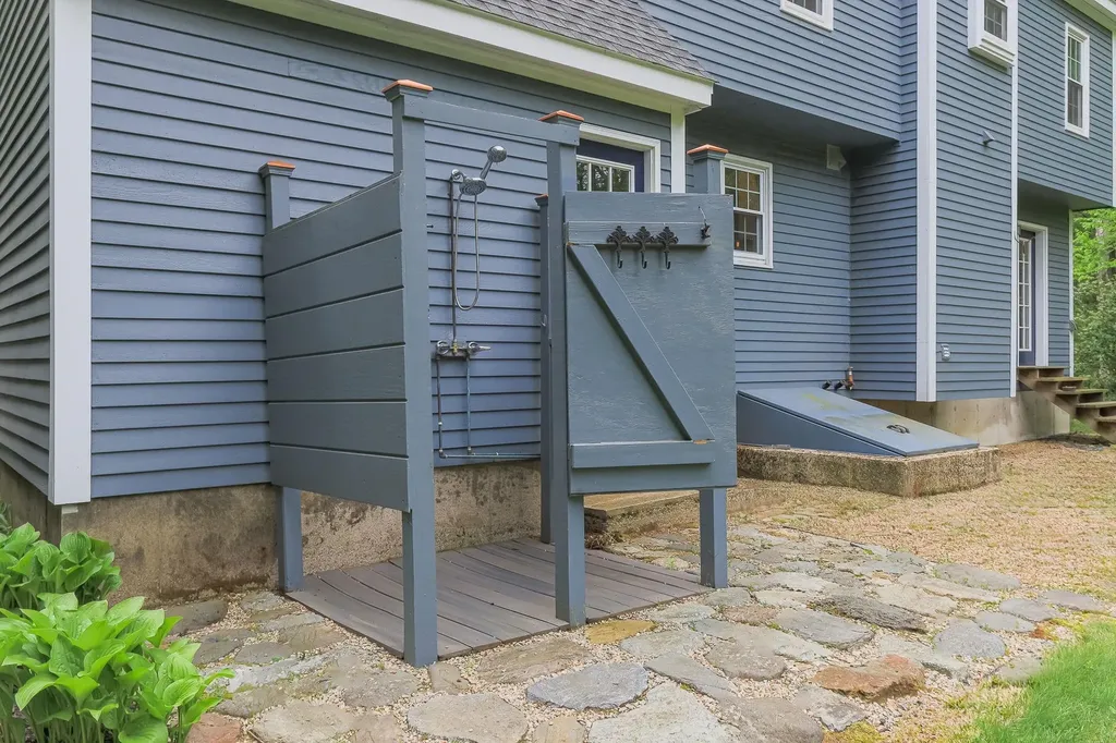 29 Barbour Road Hampton NH 03842