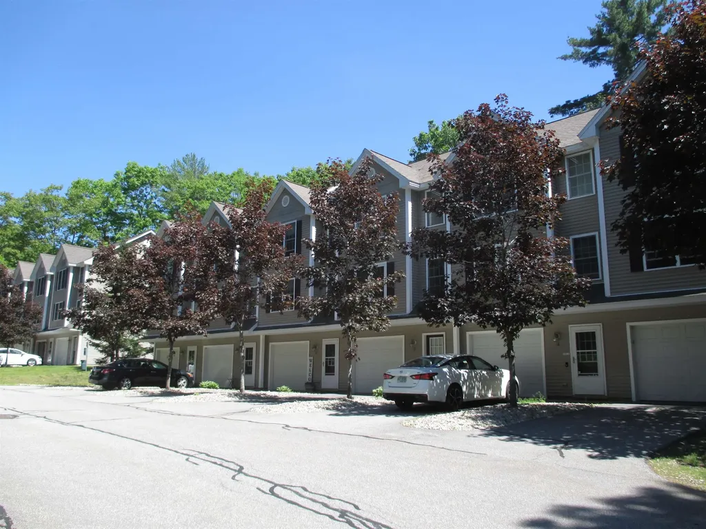 19 Split Rock Drive Rochester NH 03839