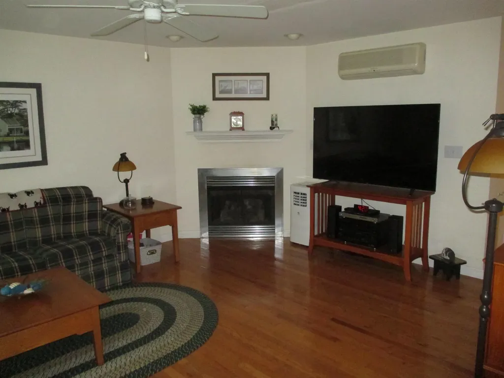 19 Split Rock Drive Rochester NH 03839