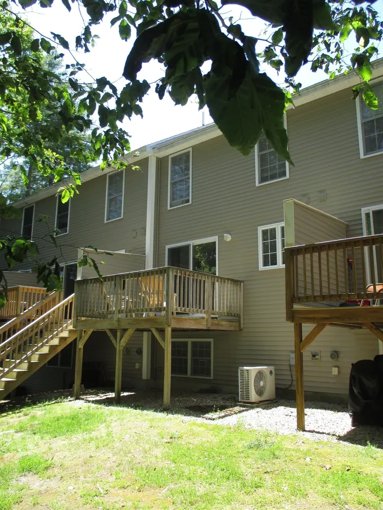 19 Split Rock Drive Rochester NH 03839