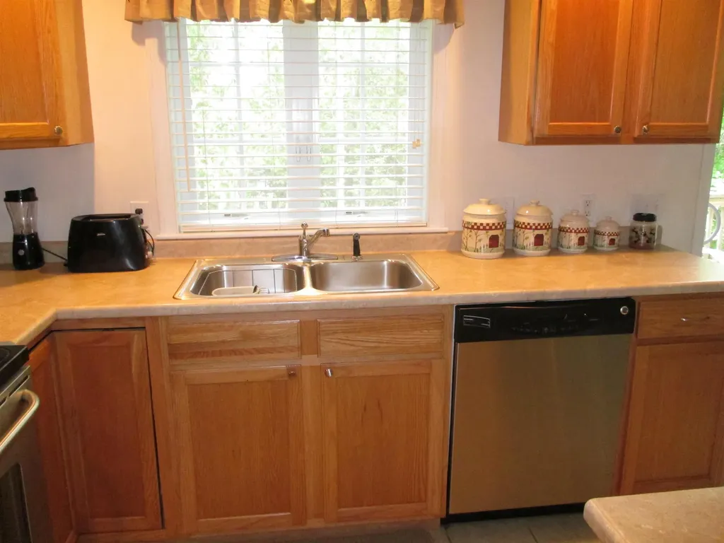 19 Split Rock Drive Rochester NH 03839