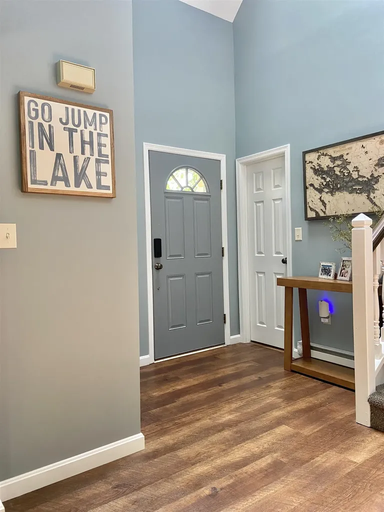 40 Hampton Court Laconia NH 03246
