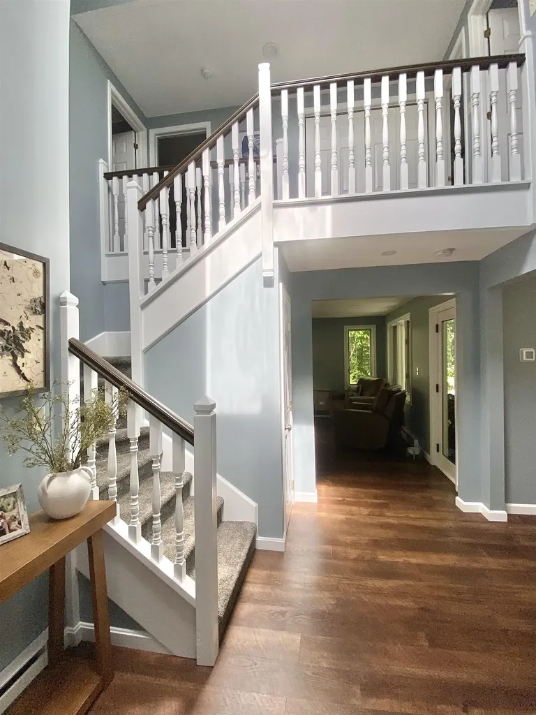 40 Hampton Court Laconia NH 03246
