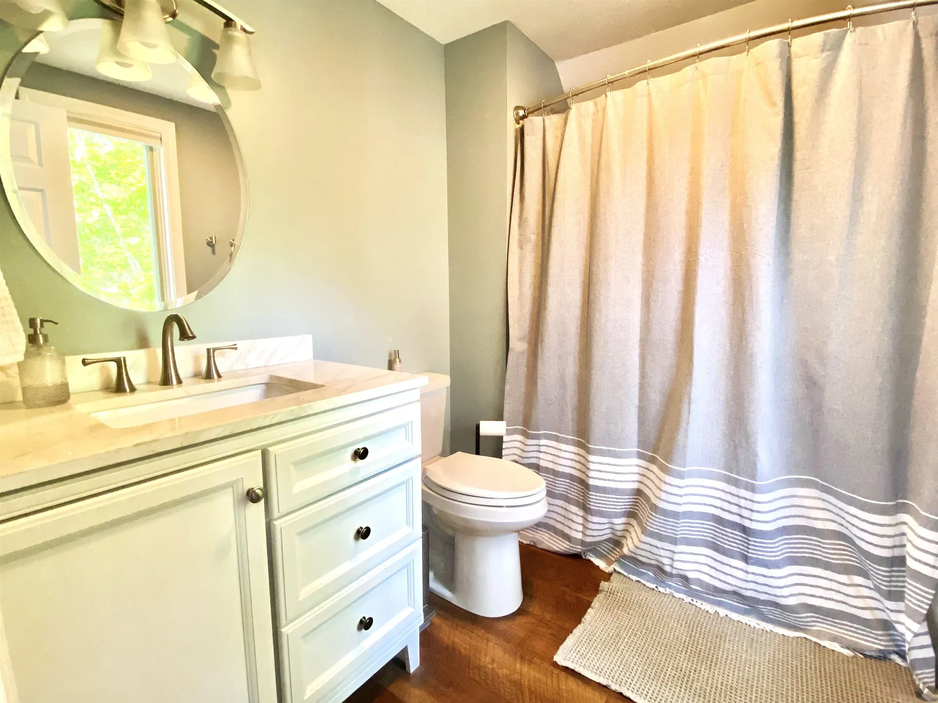 40 Hampton Court Laconia NH 03246