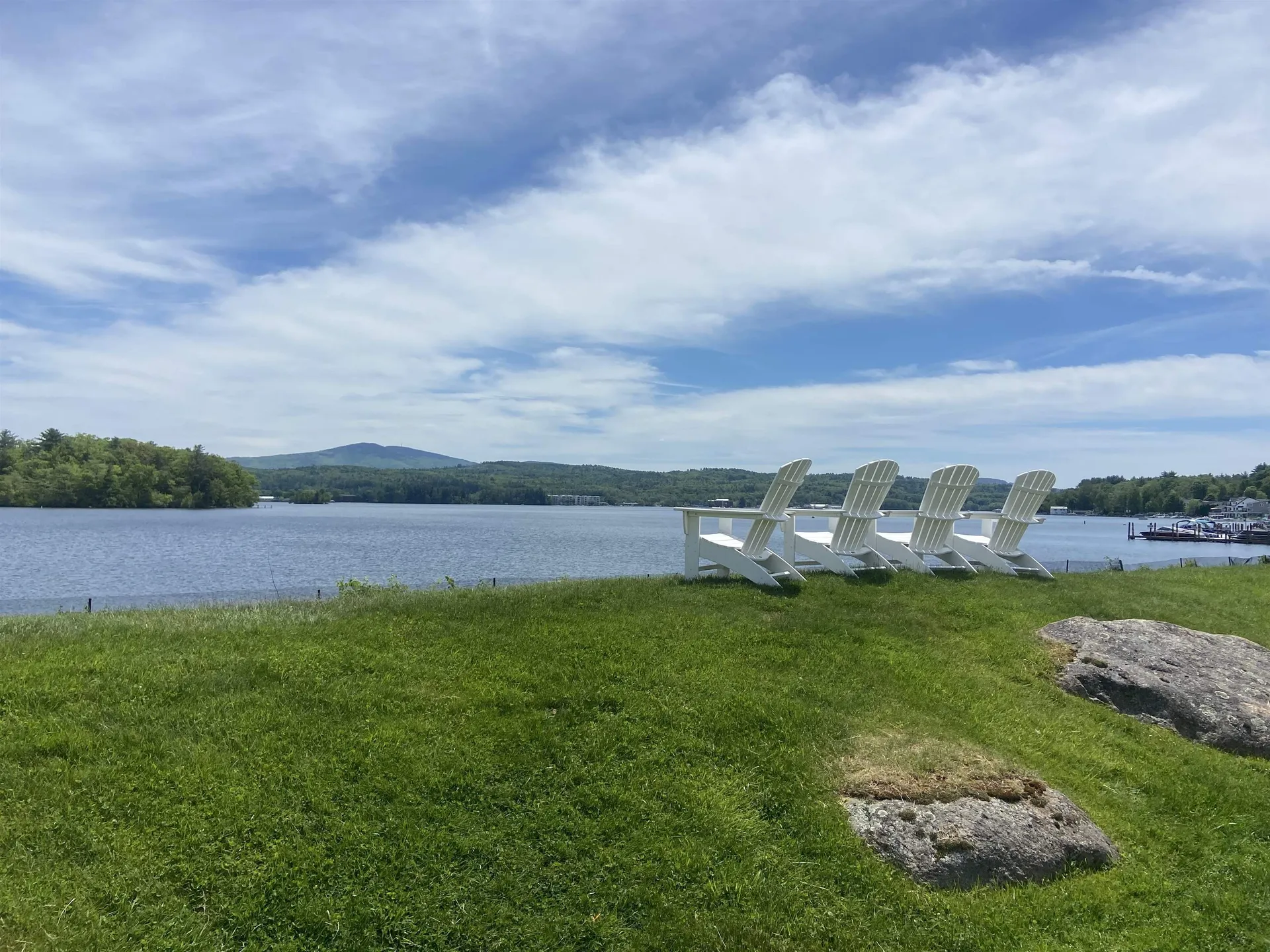 40 Hampton Court Laconia NH 03246