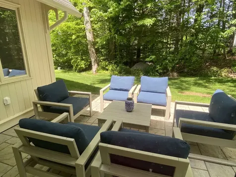 40 Hampton Court Laconia NH 03246