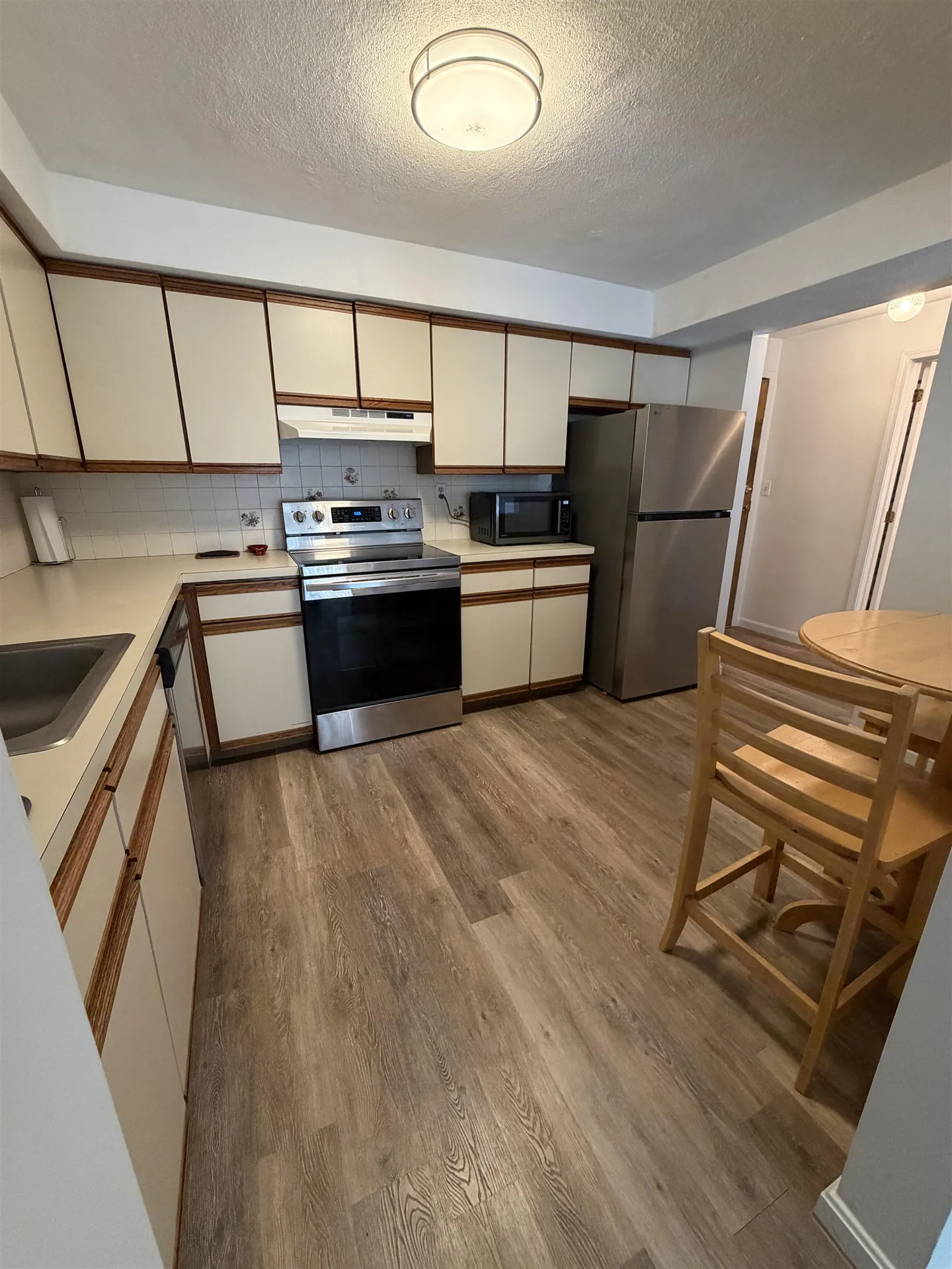 6 Heritage Village Drive Nashua NH 03062