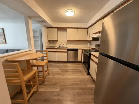 6 Heritage Village Drive Nashua NH 03062