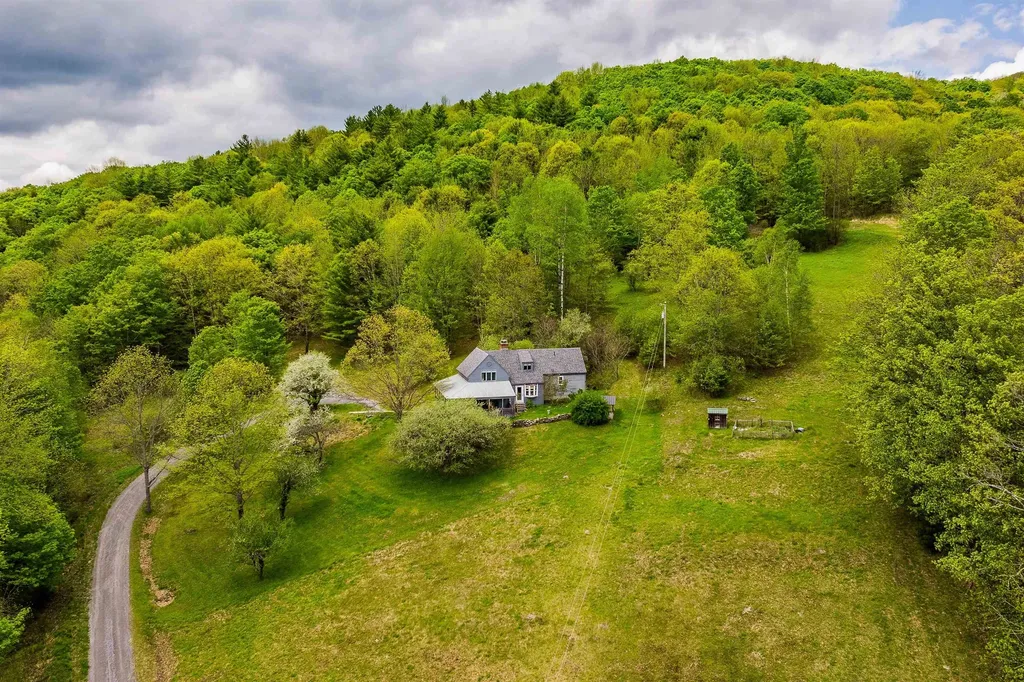 39 Whitcomb Hill Road Strafford VT 05070