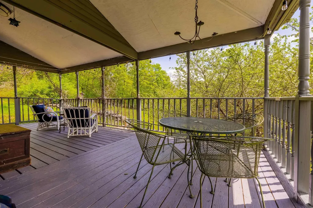 39 Whitcomb Hill Road Strafford VT 05070