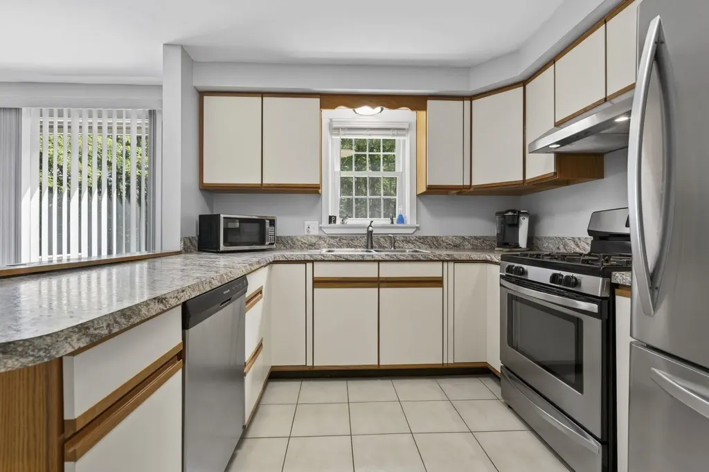 54 N Lowell Road Windham NH 03087