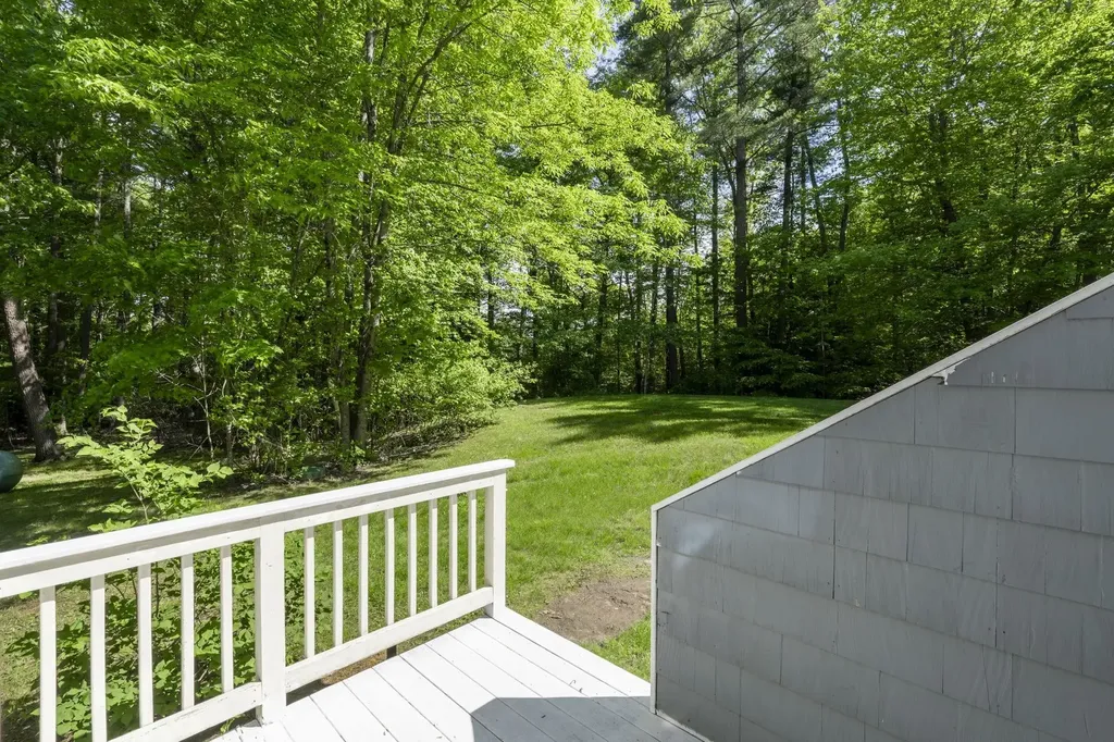 54 N Lowell Road Windham NH 03087