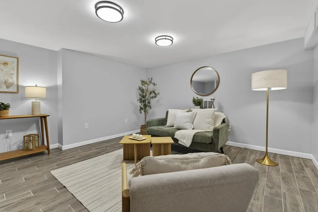 54 N Lowell Road Windham NH 03087