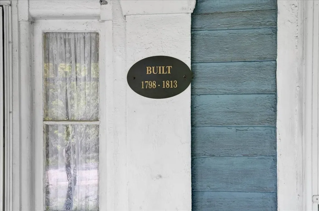 21 Seminary Street Middlebury VT 05753