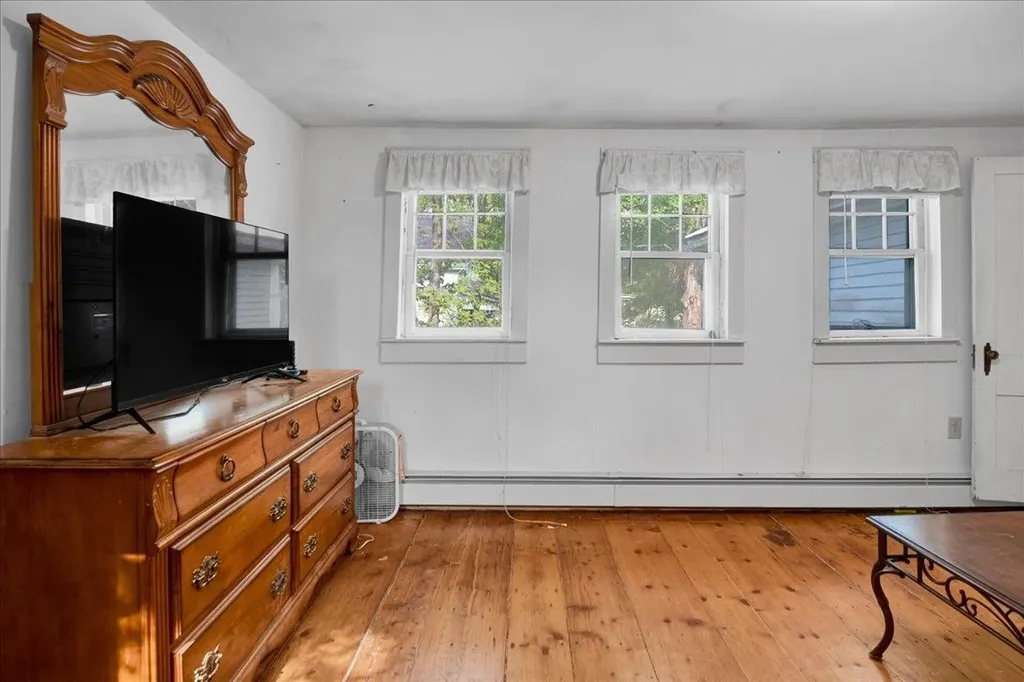 21 Seminary Street Middlebury VT 05753