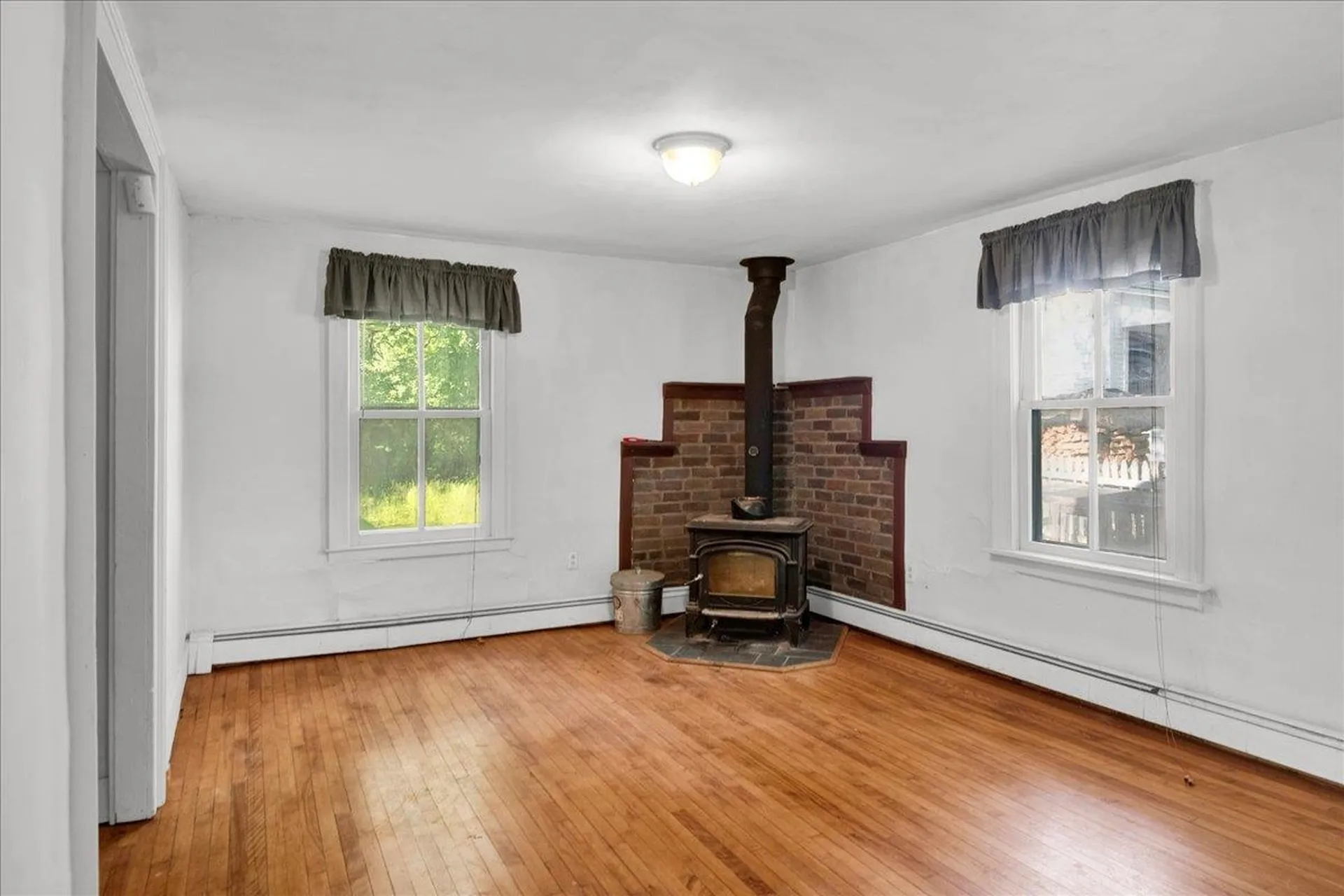 21 Seminary Street Middlebury VT 05753