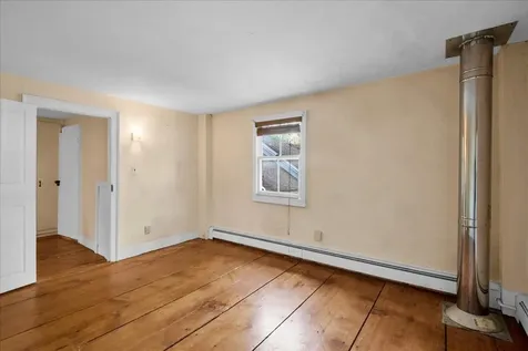 21 Seminary Street Middlebury VT 05753
