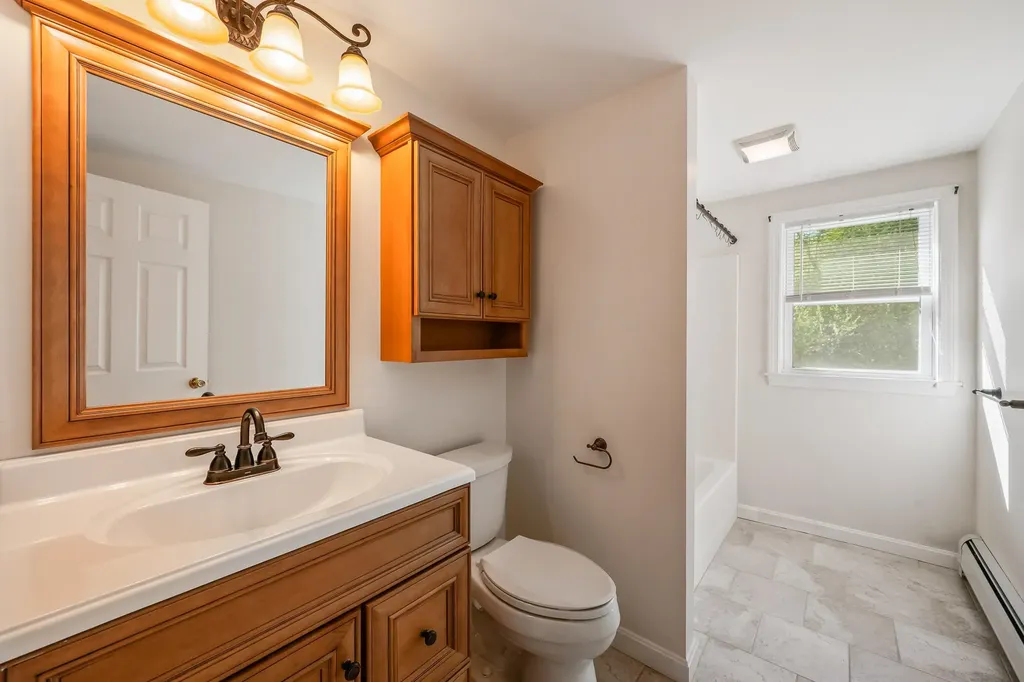 101 Manns Hill Road Littleton NH 03561