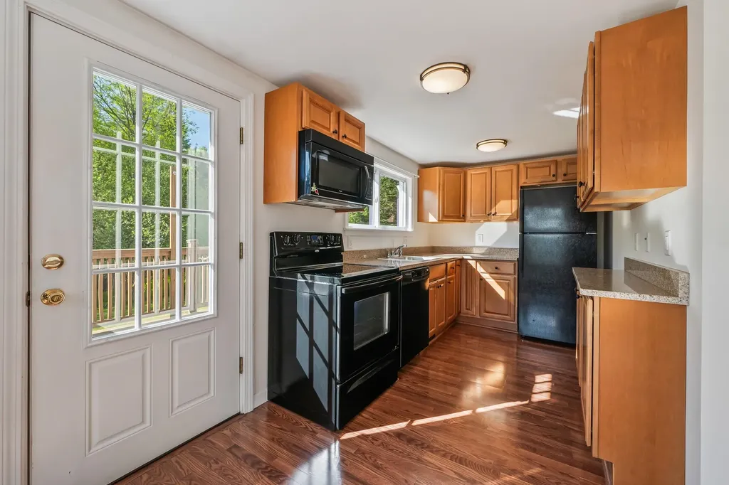 101 Manns Hill Road Littleton NH 03561