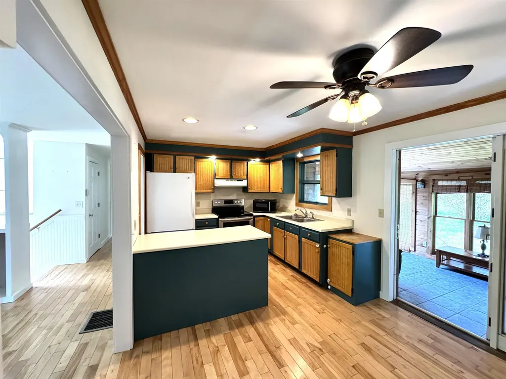 144 Lake Morey Road Bradford VT 05033