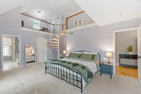 20 Lamplight Drive Atkinson NH 03811