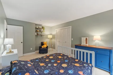 20 Lamplight Drive Atkinson NH 03811