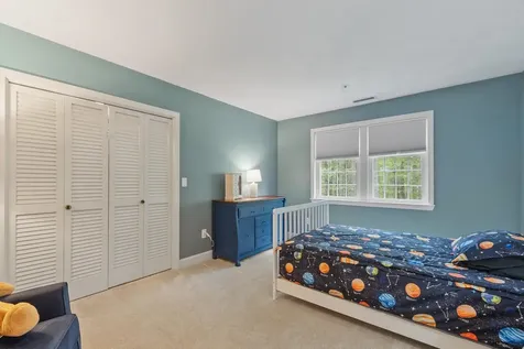 20 Lamplight Drive Atkinson NH 03811