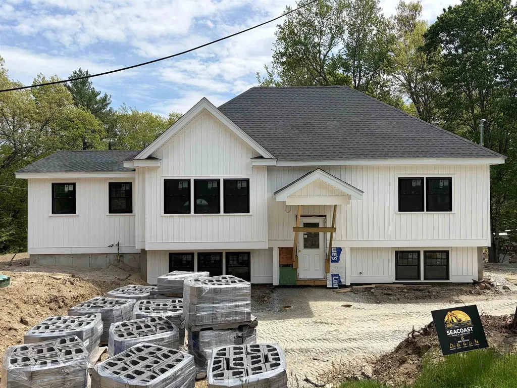 5 Birch Drive Newmarket NH 03857