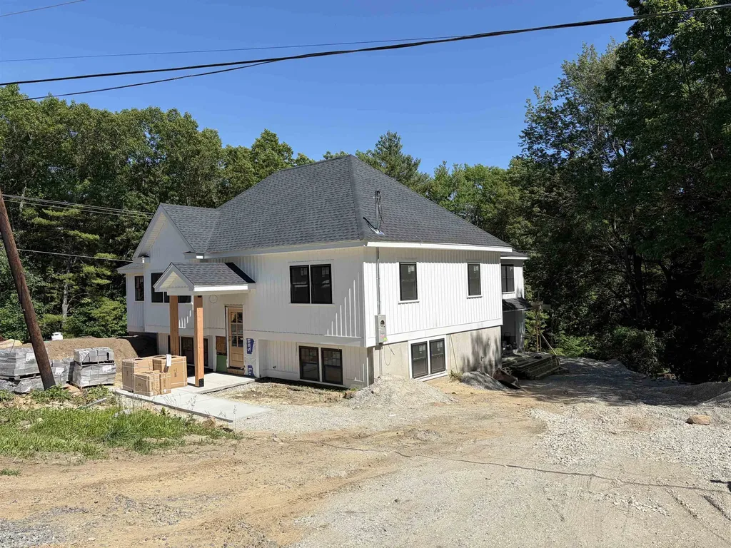 5 Birch Drive Newmarket NH 03857