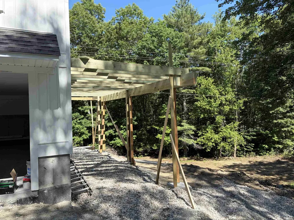 5 Birch Drive Newmarket NH 03857