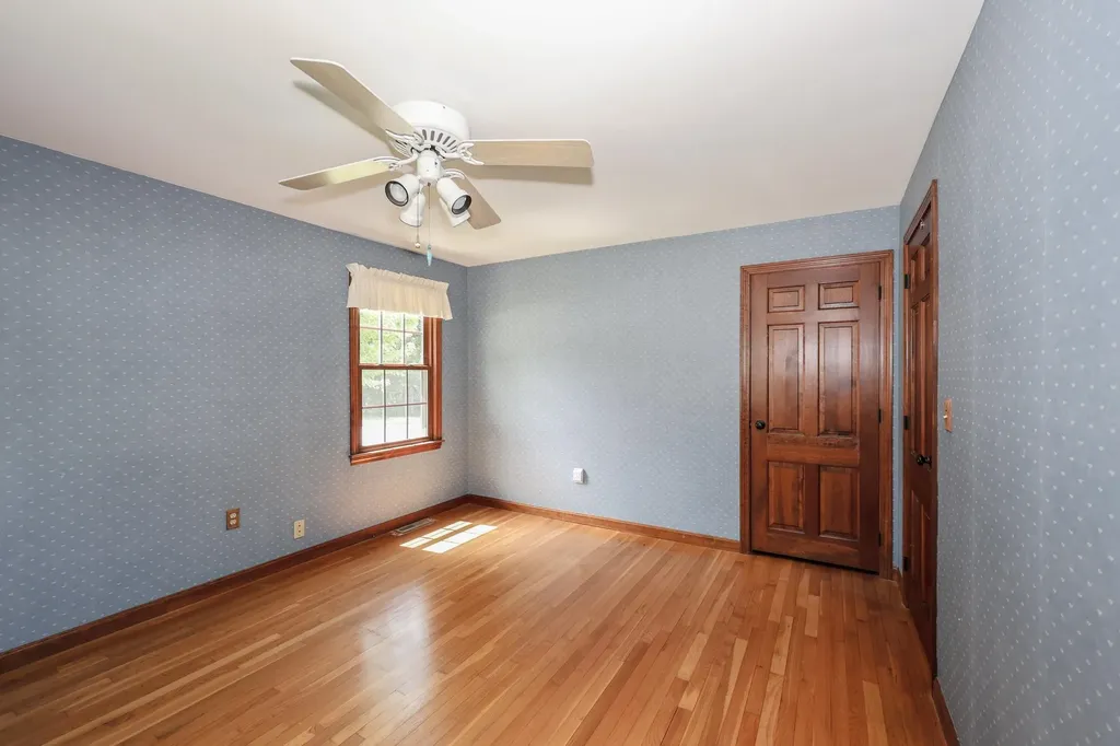 56 Arthur Avenue Manchester NH 03104