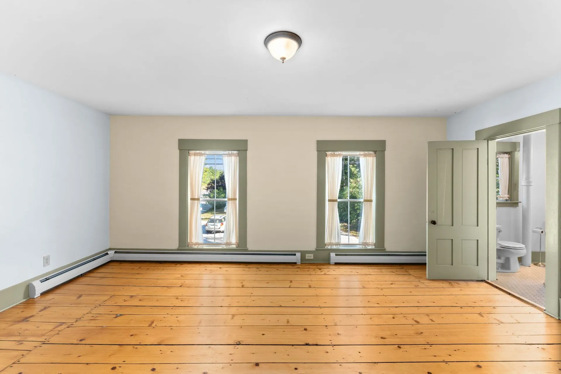 85 Main Street Tamworth NH 03886