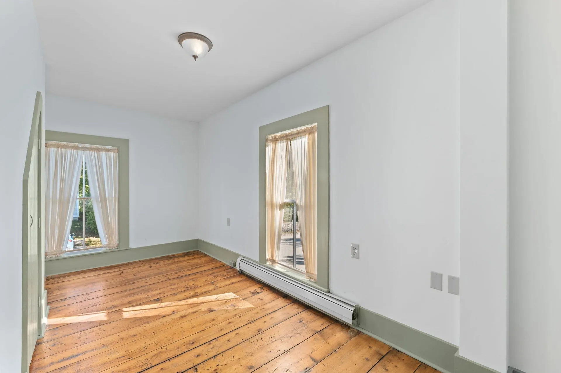 85 Main Street Tamworth NH 03886
