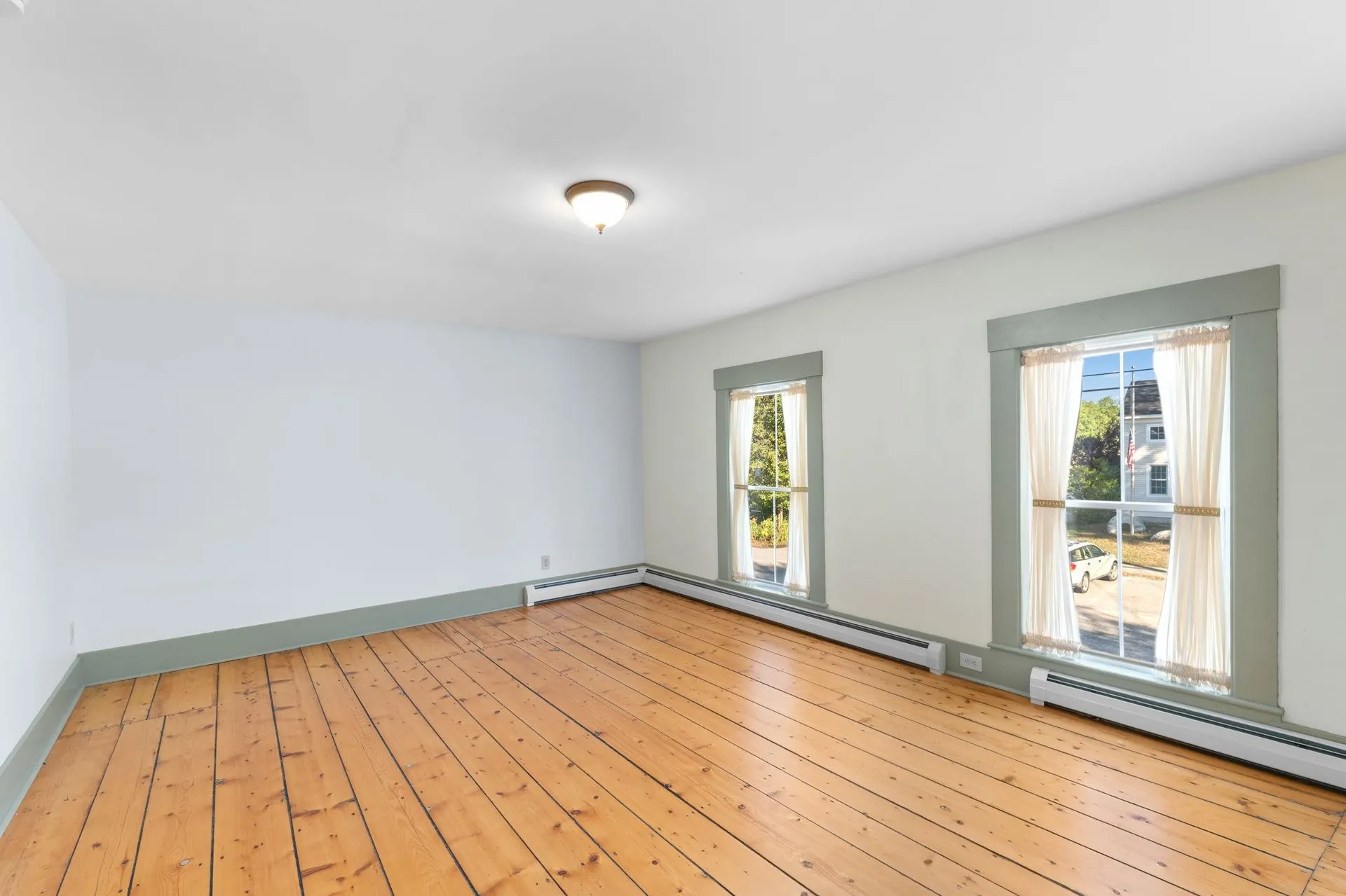 85 Main Street Tamworth NH 03886