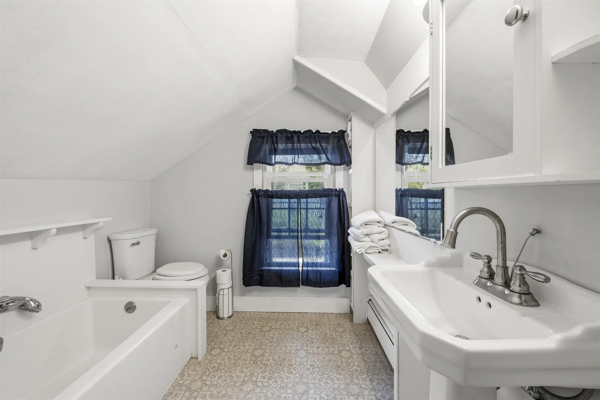 12 Kilkenny Street Lancaster NH 03584