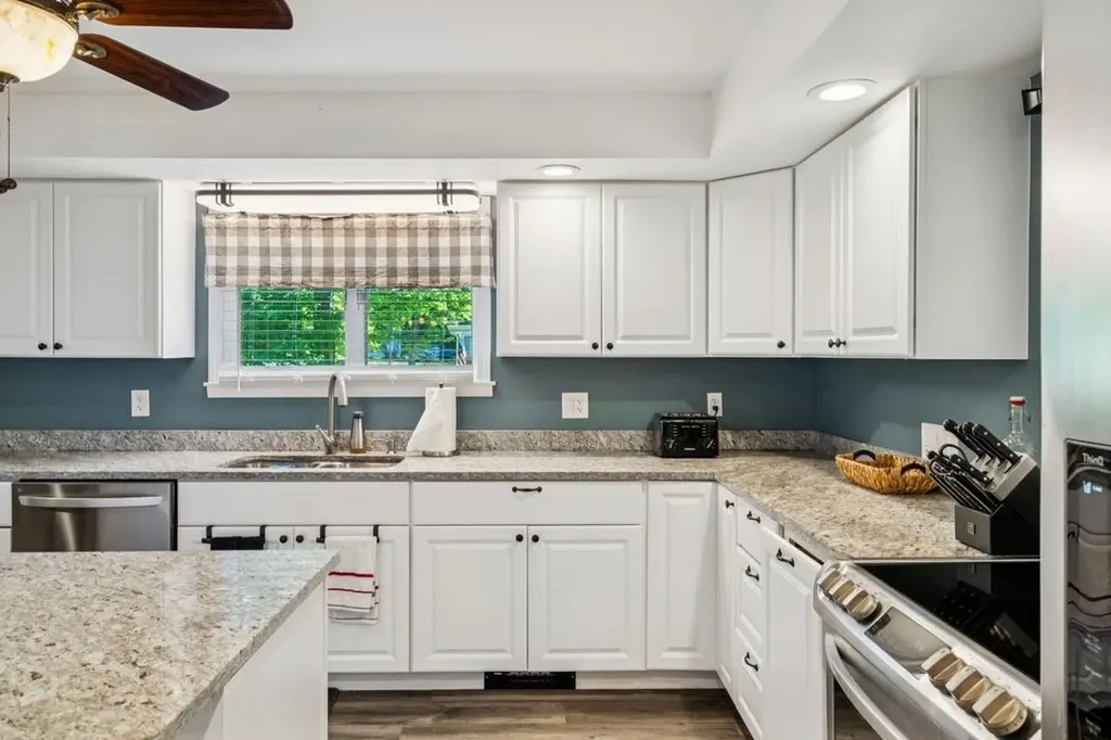 17 Dartmouth Street Claremont NH 03743