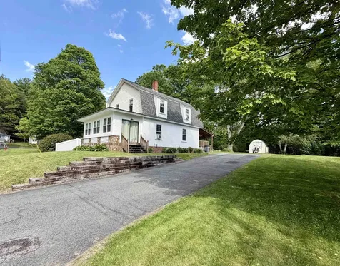 17 Dartmouth Street Claremont NH 03743