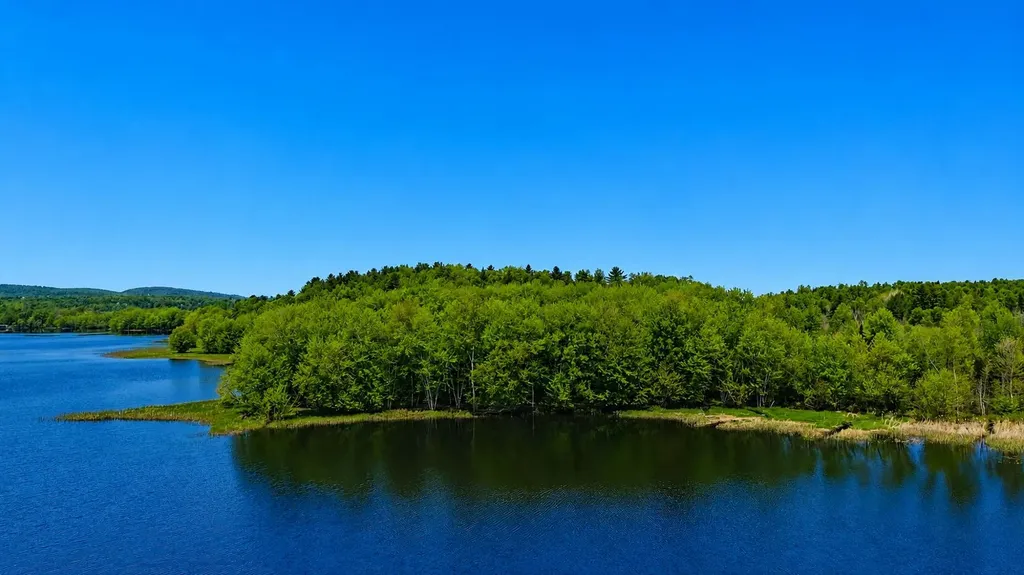 214 Little Salem Lane Derby VT 05829