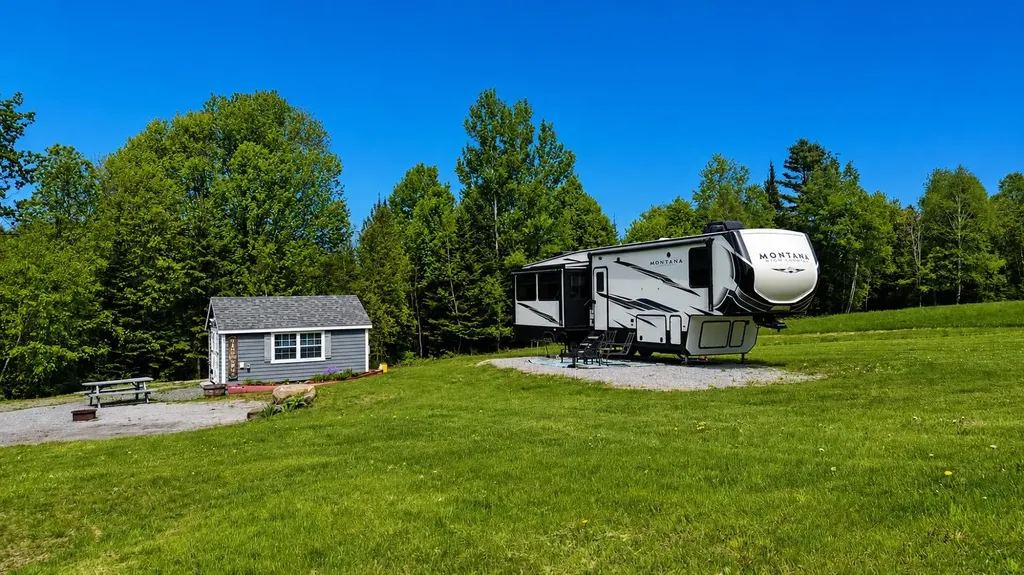 214 Little Salem Lane Derby VT 05829