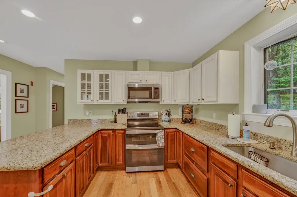 48 Meadow Lane Campton NH 03223