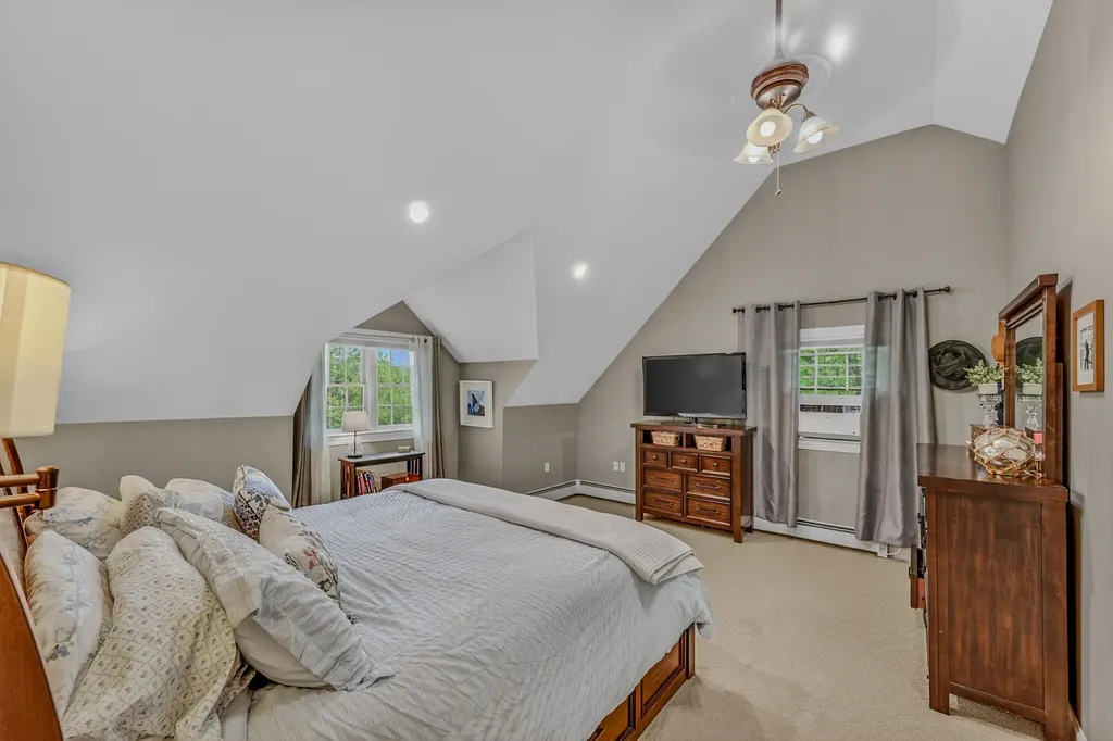 48 Meadow Lane Campton NH 03223