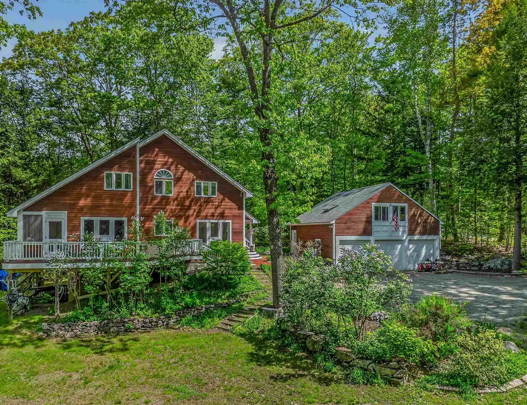 34 Sunrise Circle Plymouth NH 03264